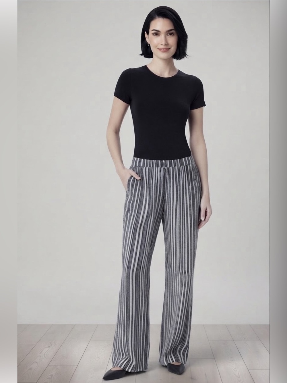 🆕 Elizabeth & Clarke Striped Wide Leg Pants